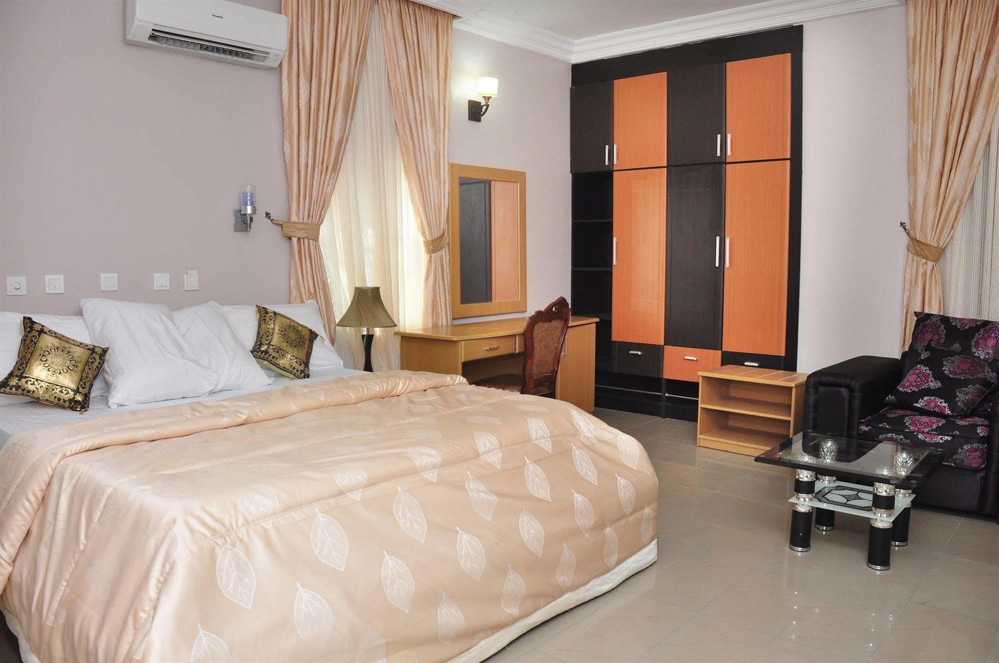 Hemas Hotel Abuja Eksteriør billede